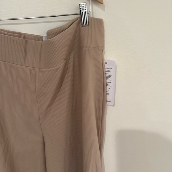 RHONE Ripple Sweatpants - Picture 2 of 3